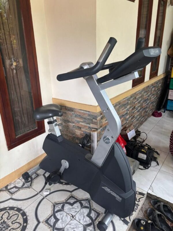 Galeri Pusat Service Treadmill (2) Galeri Pusat Service Treadmill (2)
