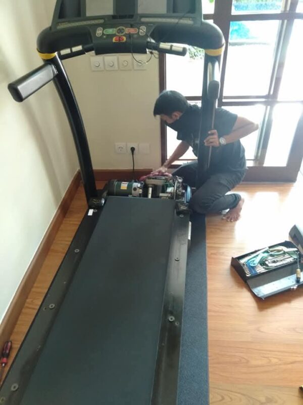 Galeri Pusat Service Treadmill (23) Galeri Pusat Service Treadmill (23)