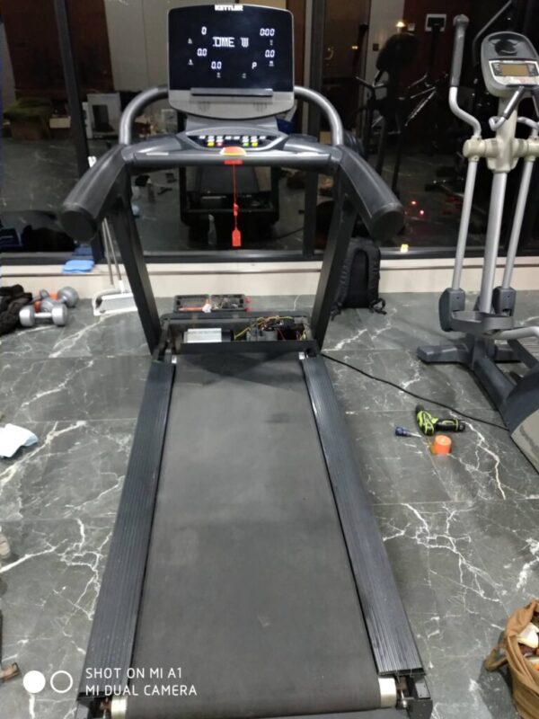 Galeri Pusat Service Treadmill (26) Galeri Pusat Service Treadmill (26)