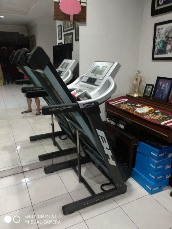 Galeri Pusat Service Treadmill (30) Galeri Pusat Service Treadmill (30)